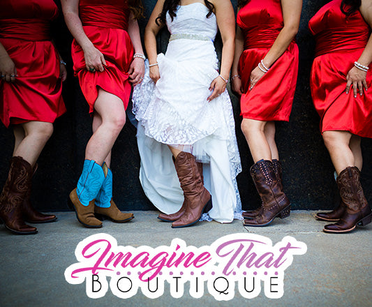 8 Ideas of What to Wear to a Western Wedding