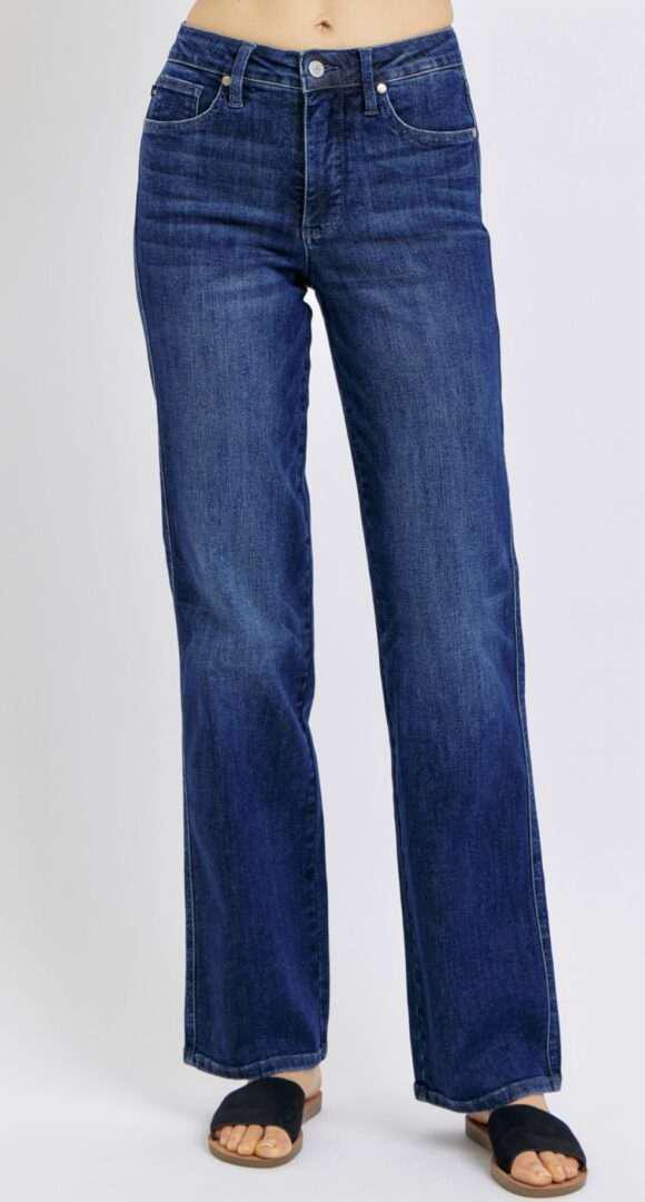 Judy Blue MR Petite TC Straight Jeans