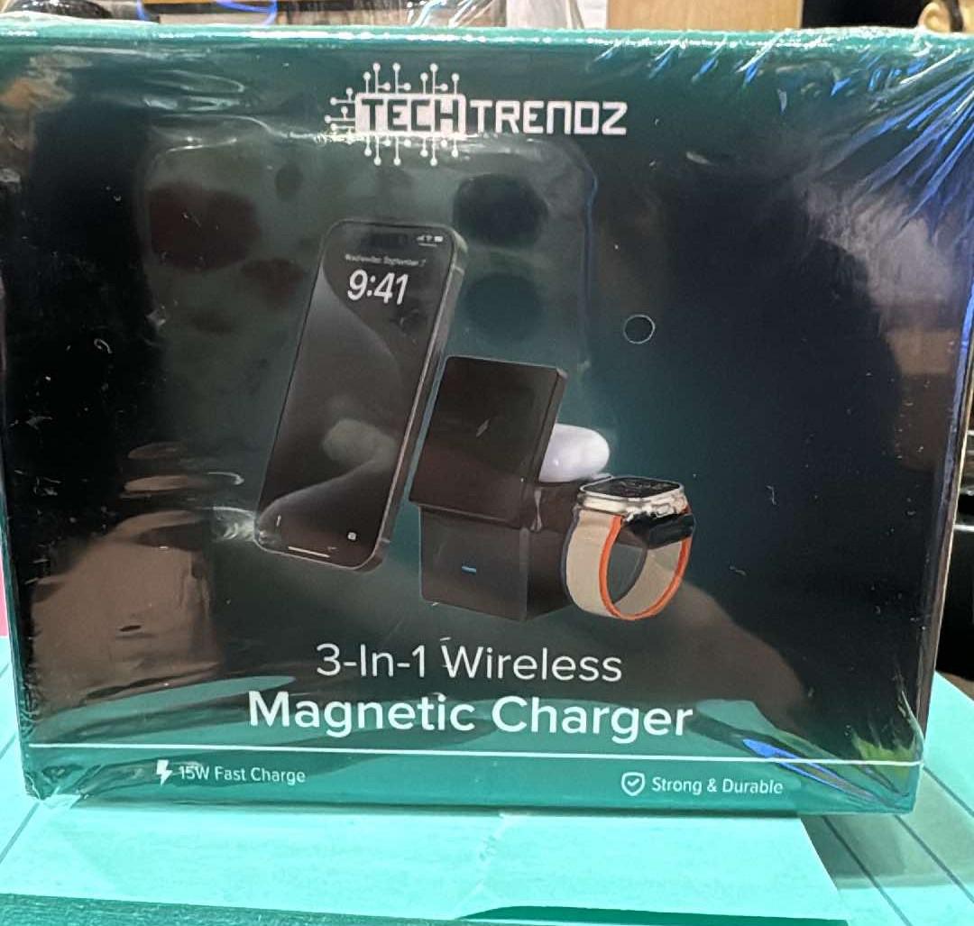 3-IN-1 Wireless Magnetic Charger