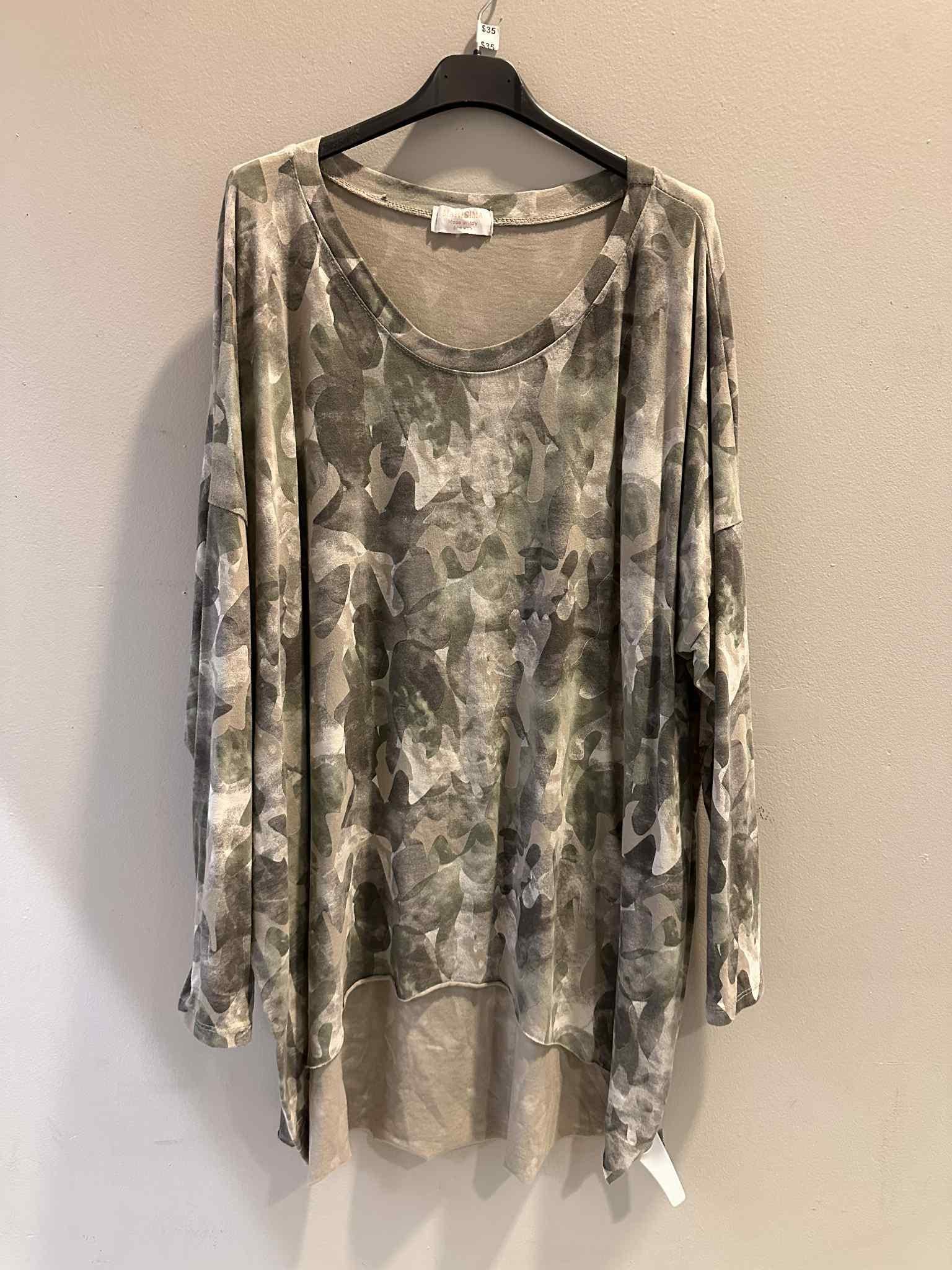 Green Camo Abstract Top O/S
