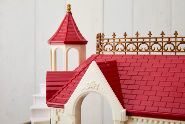 Calico Critters® Red Roof Riverside Manor