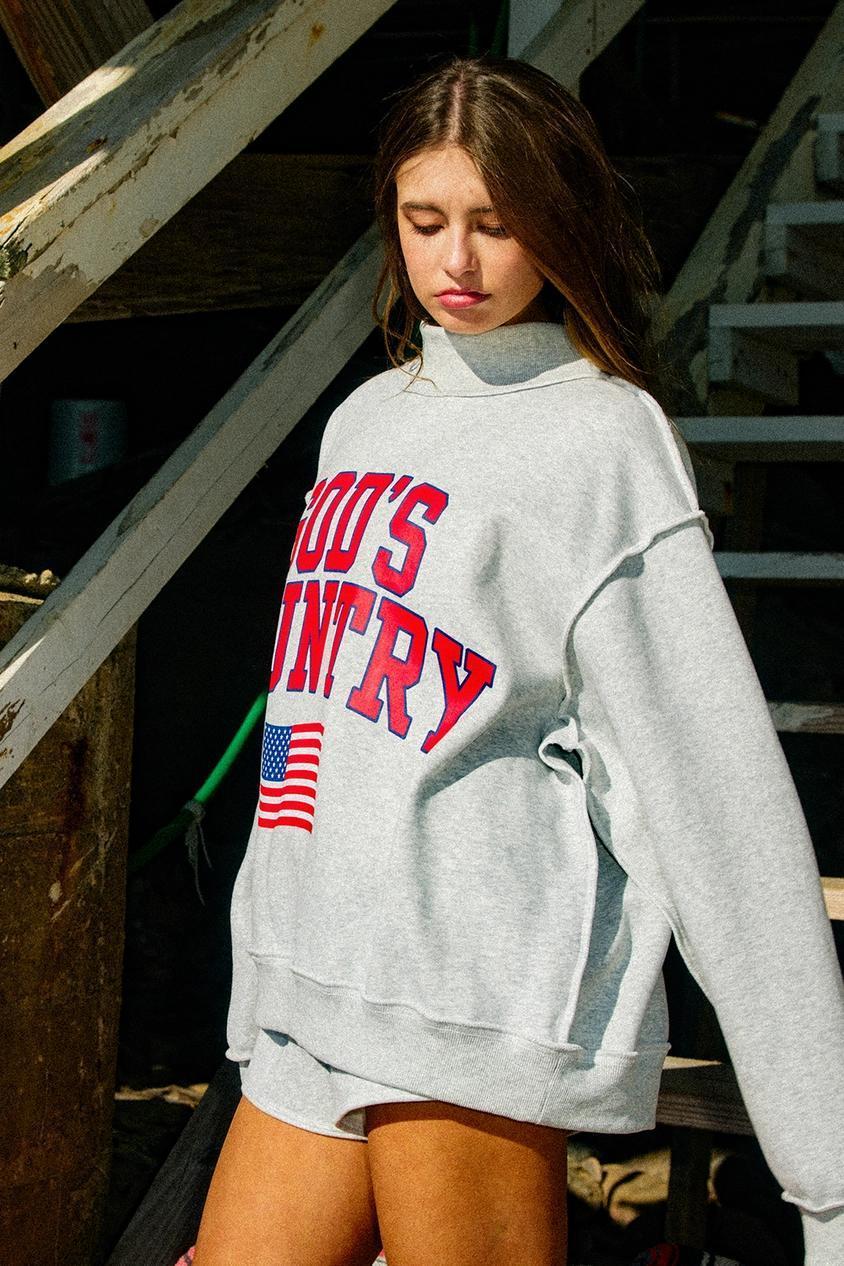 'GOD'S COUNTRY' Print Reversible Mock-neck Sweatshirt