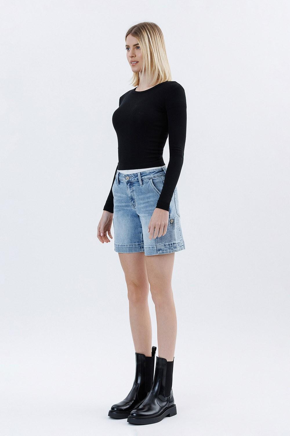 Mid Rise Pocket Det Wide Bermuda Shorts