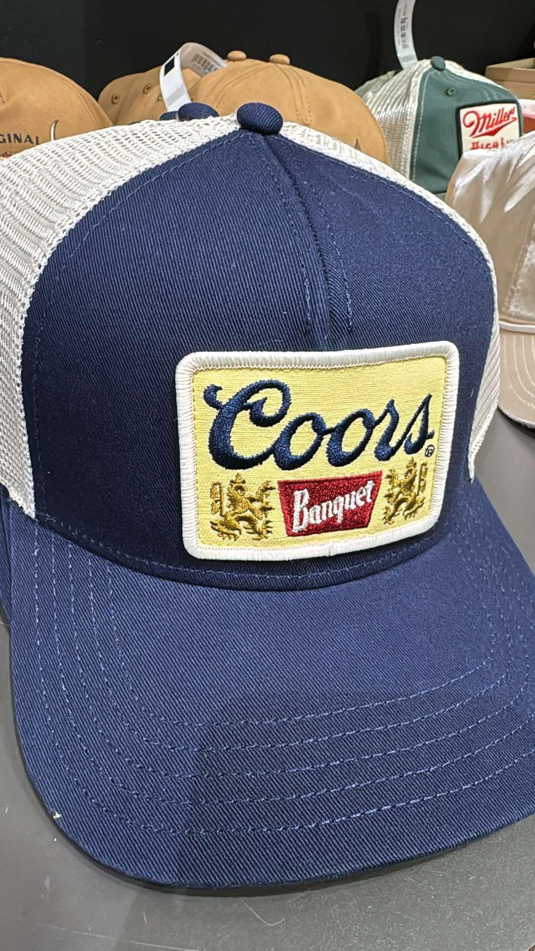 Coor Banquet Navy Hat