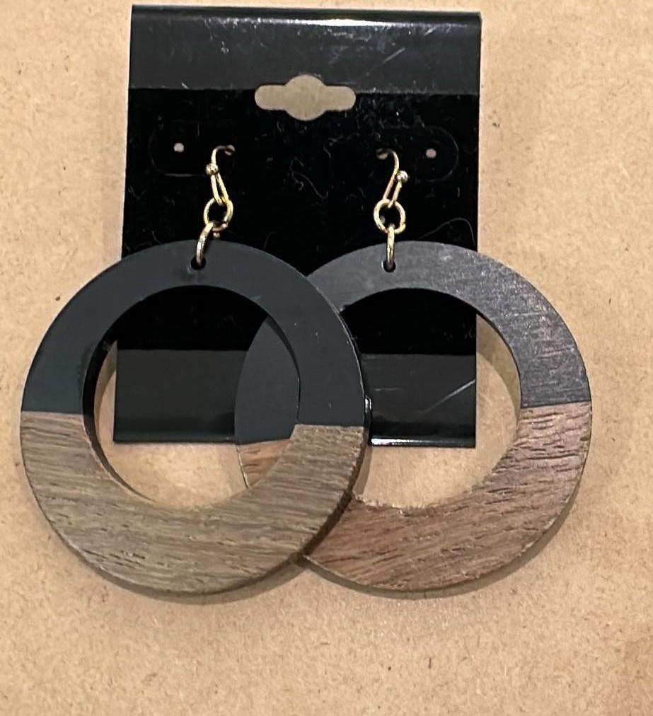Circle Acetate Earrings Black