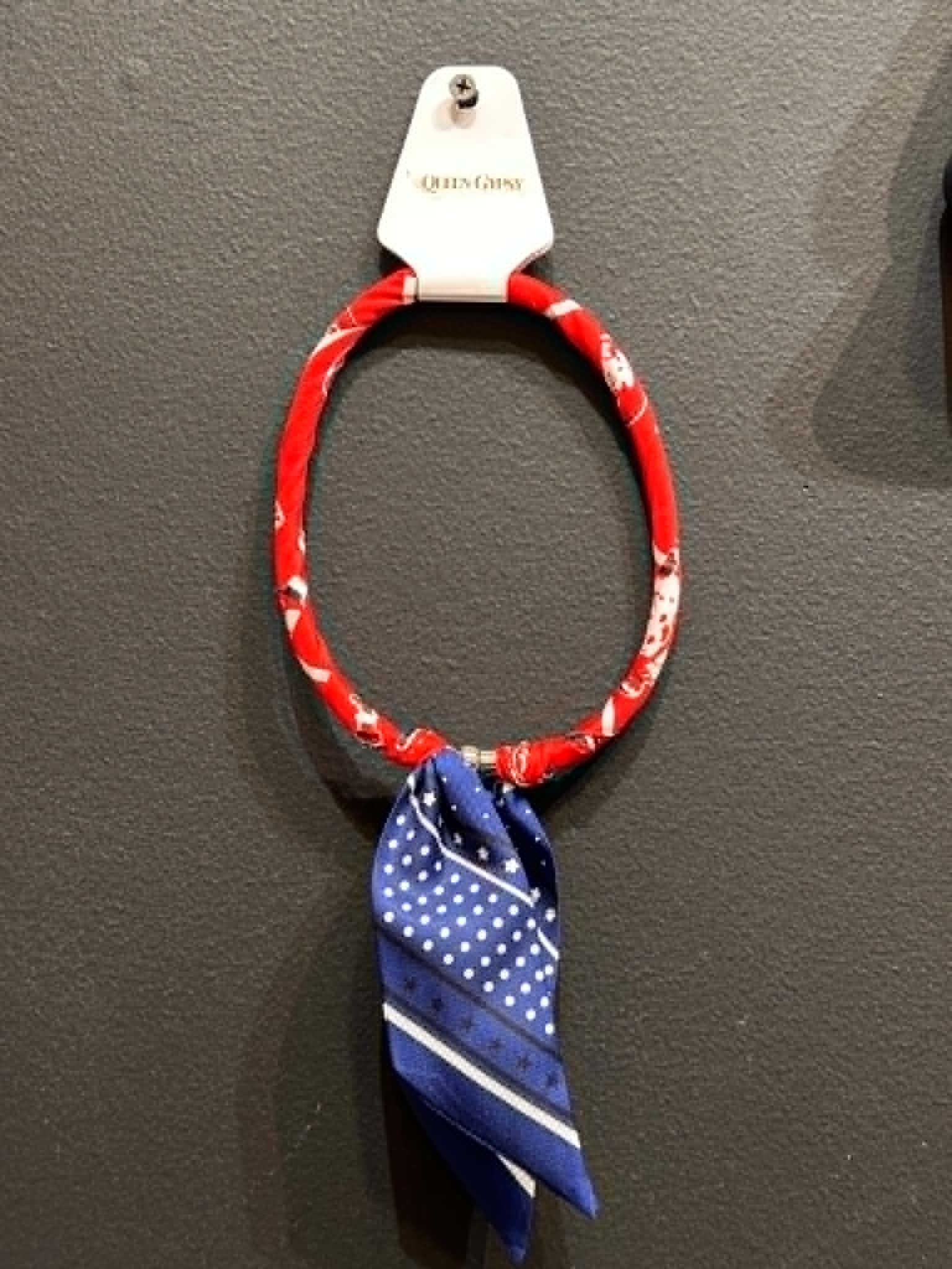 Twilly USA Magnetic Necklace