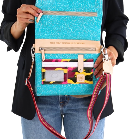 Shay Metro Crossbody