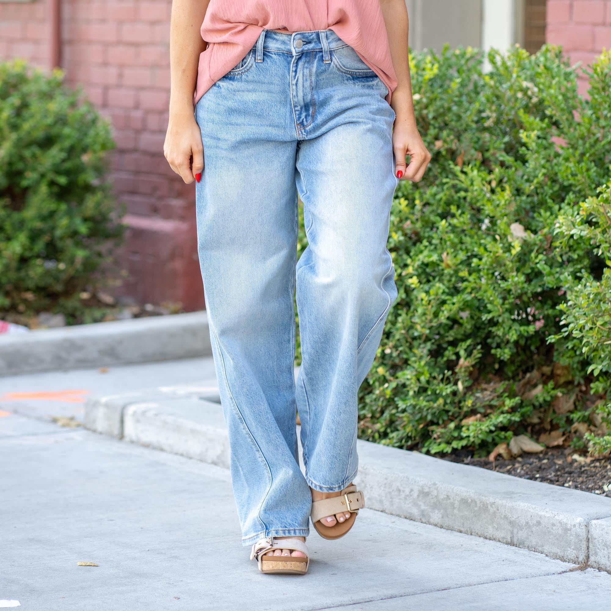 Judy Blue Wilhemina HW Rigid Magic Twisted Jeans