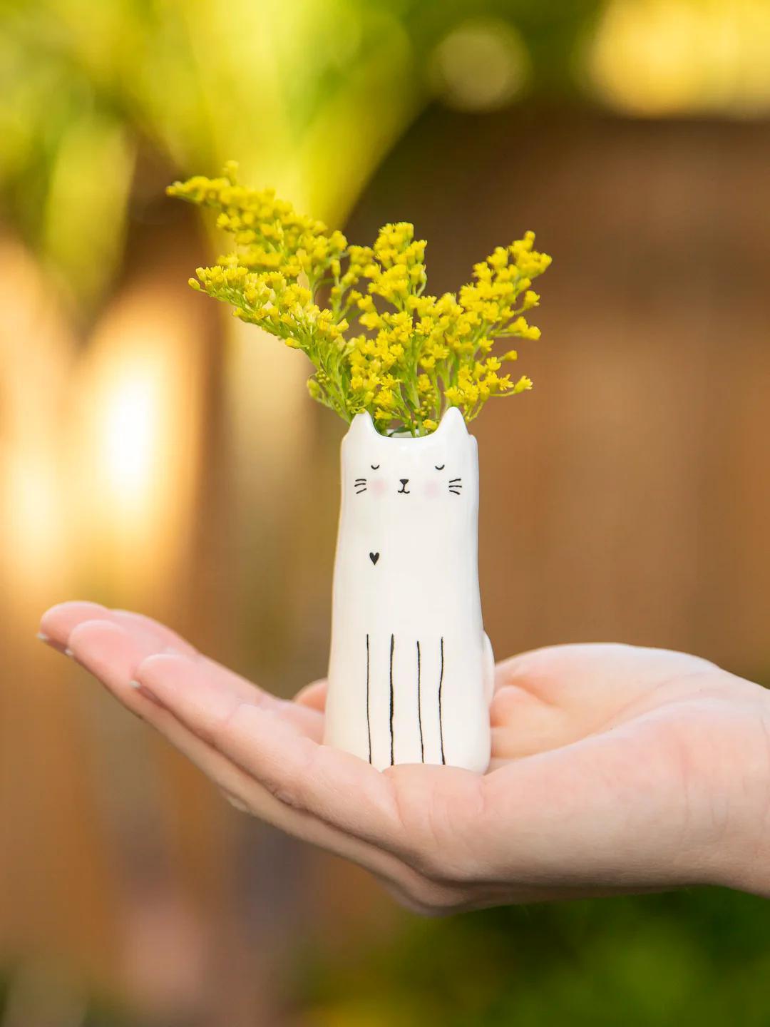 Cutest Little Bud Vase