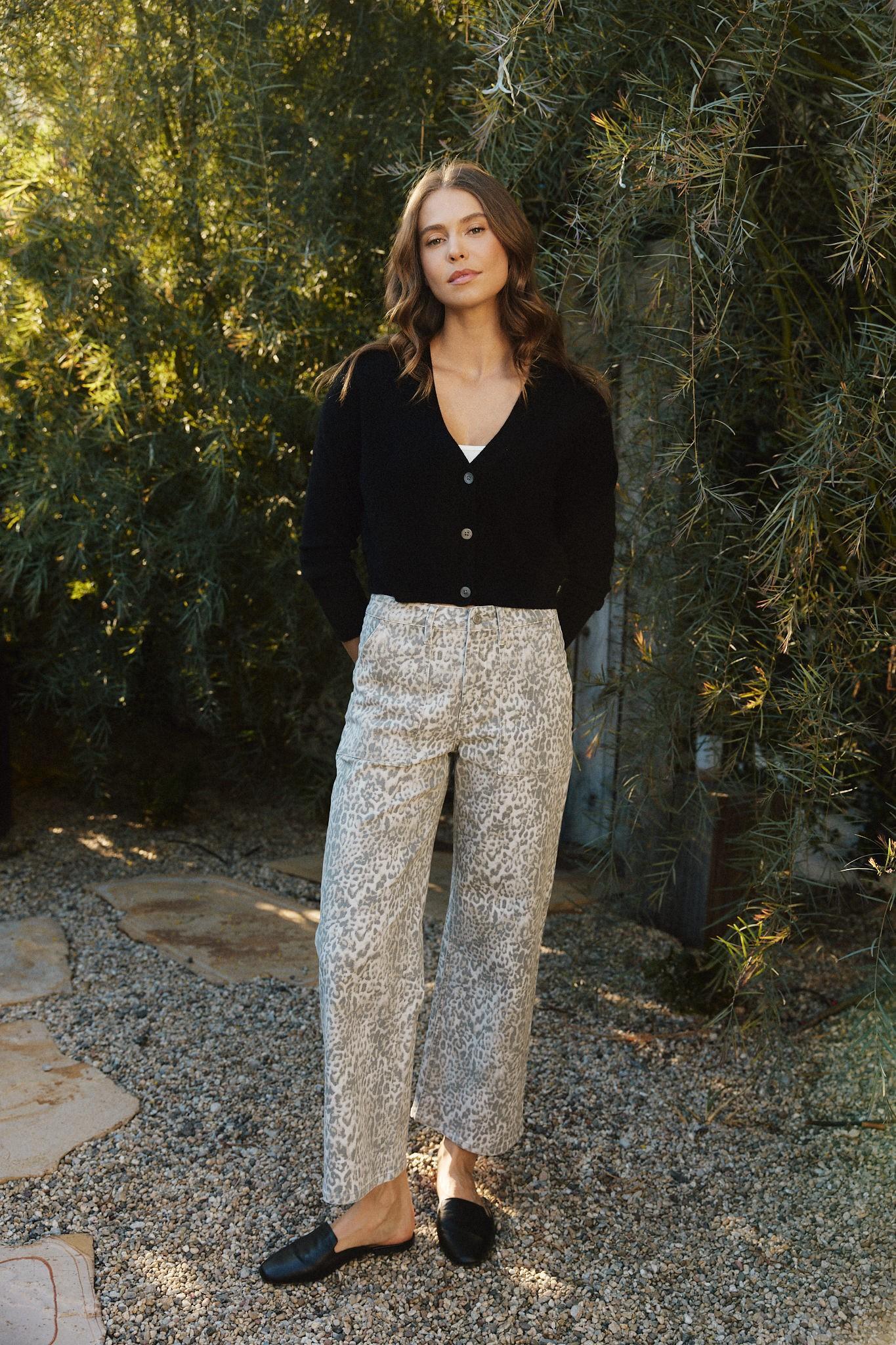 High Rise Patch Pocket Leopard Print Baggy Wide Jeans