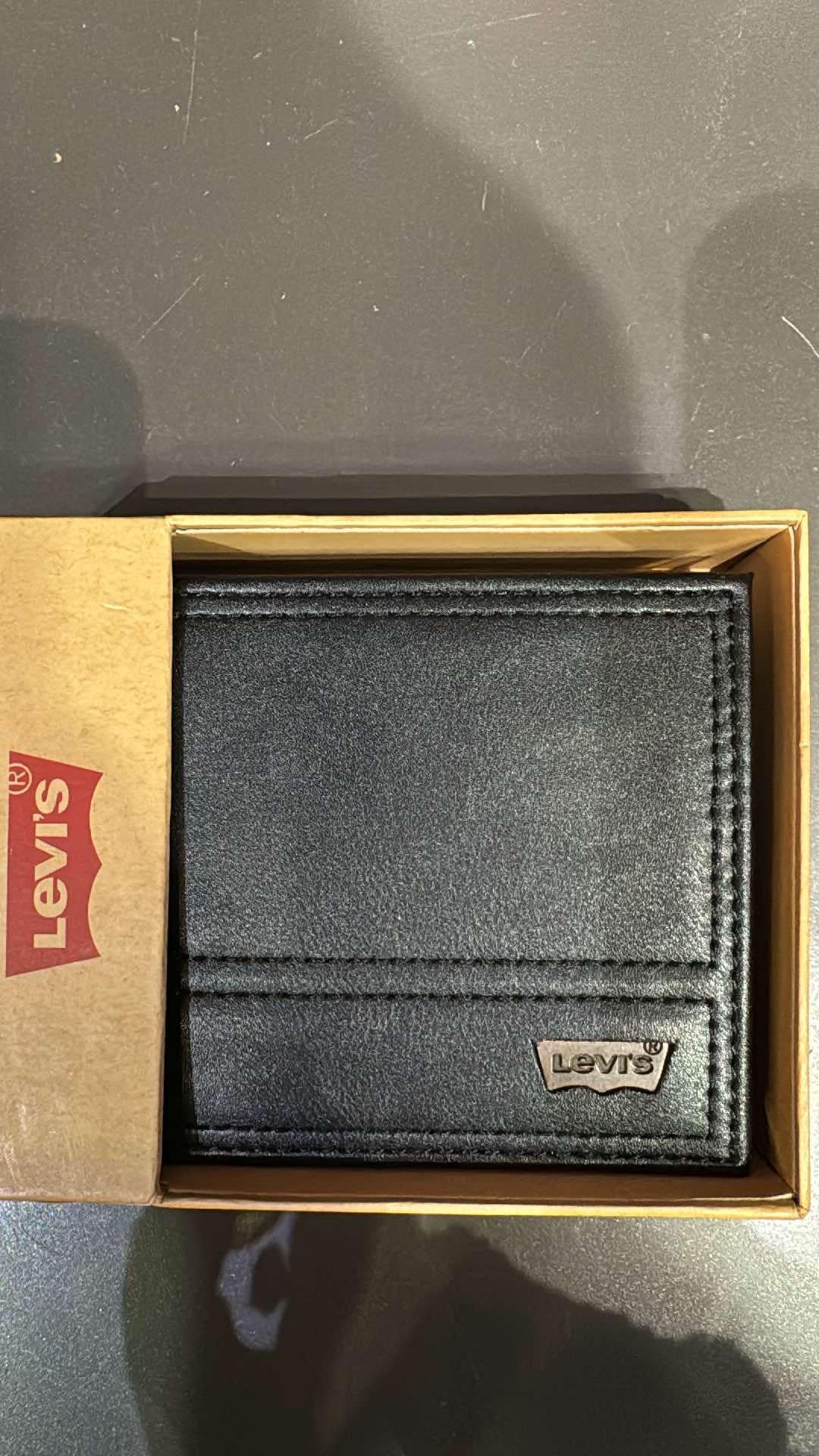 Levi Strauss Black Stitched Passcase Wallet