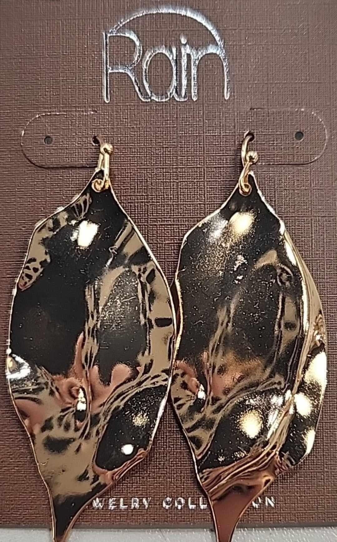 Shiny Bent Leaf Earrings