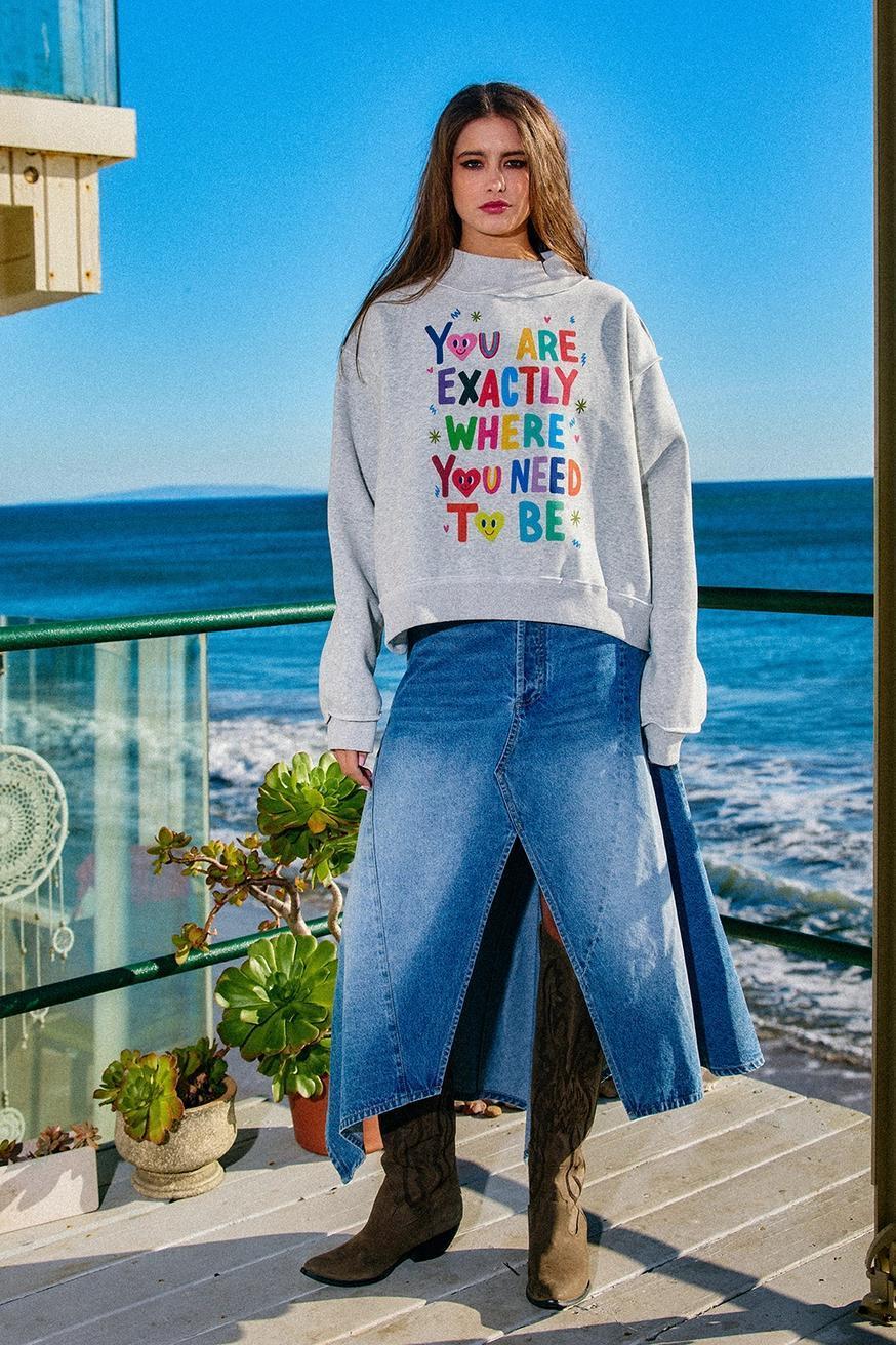 Reversible Graphic Mock-Neck Crop Sweatshirt - EXACTLY