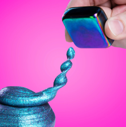 Crazy Aaron's Thinking Putty® - Magnetic Happy Earth