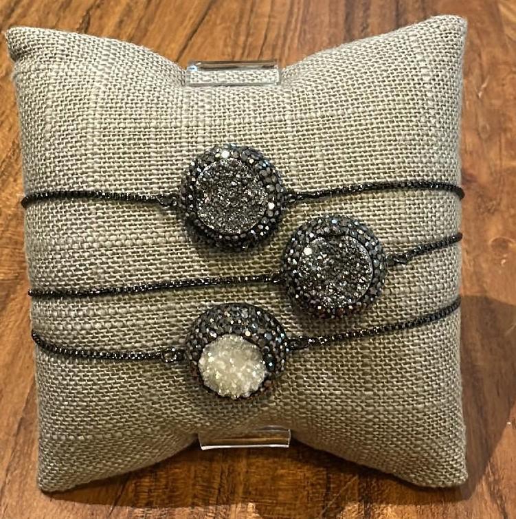 iiShii Design Stone Bracelet