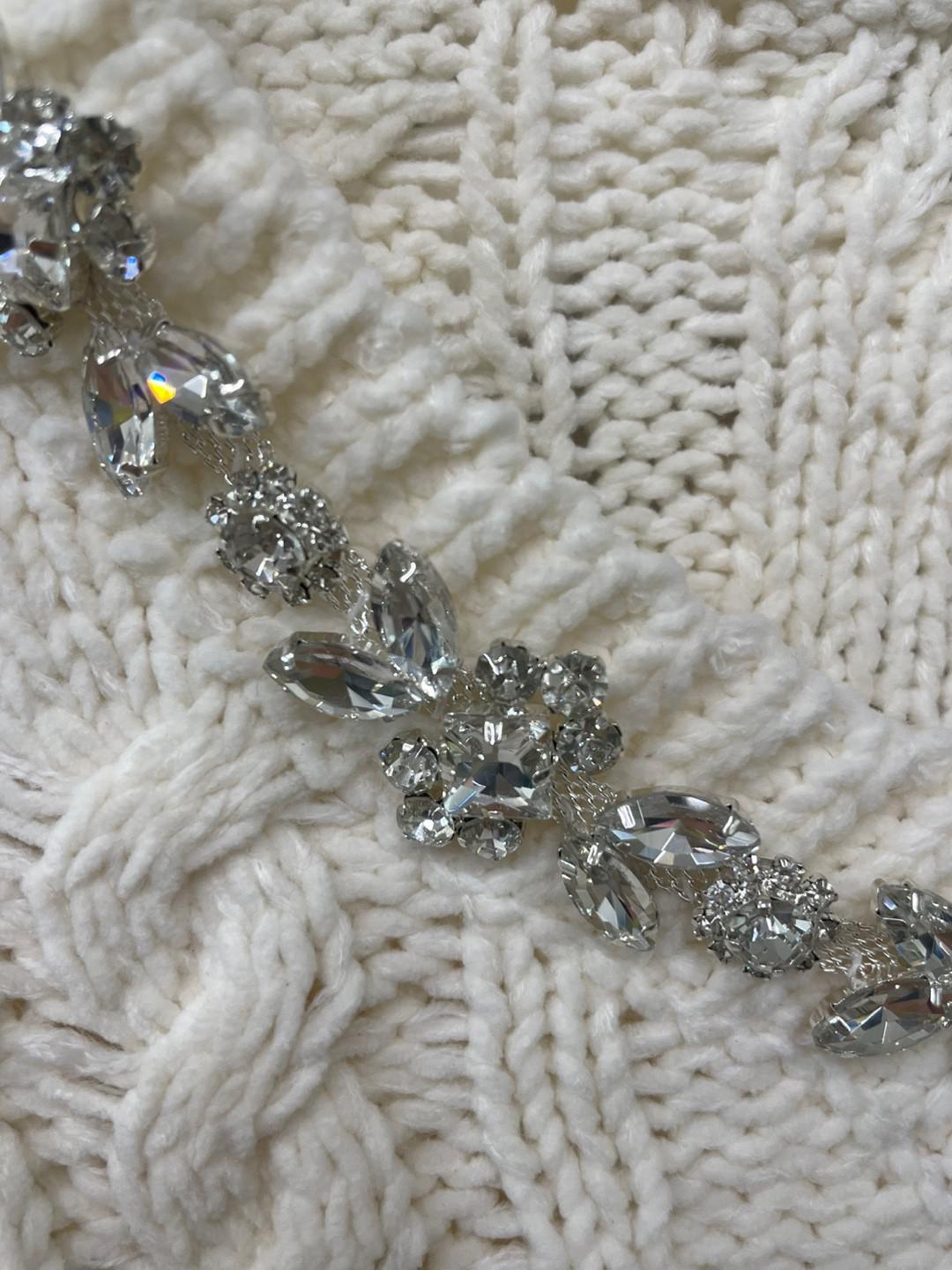 V-Neck Crystal Beads Sweater