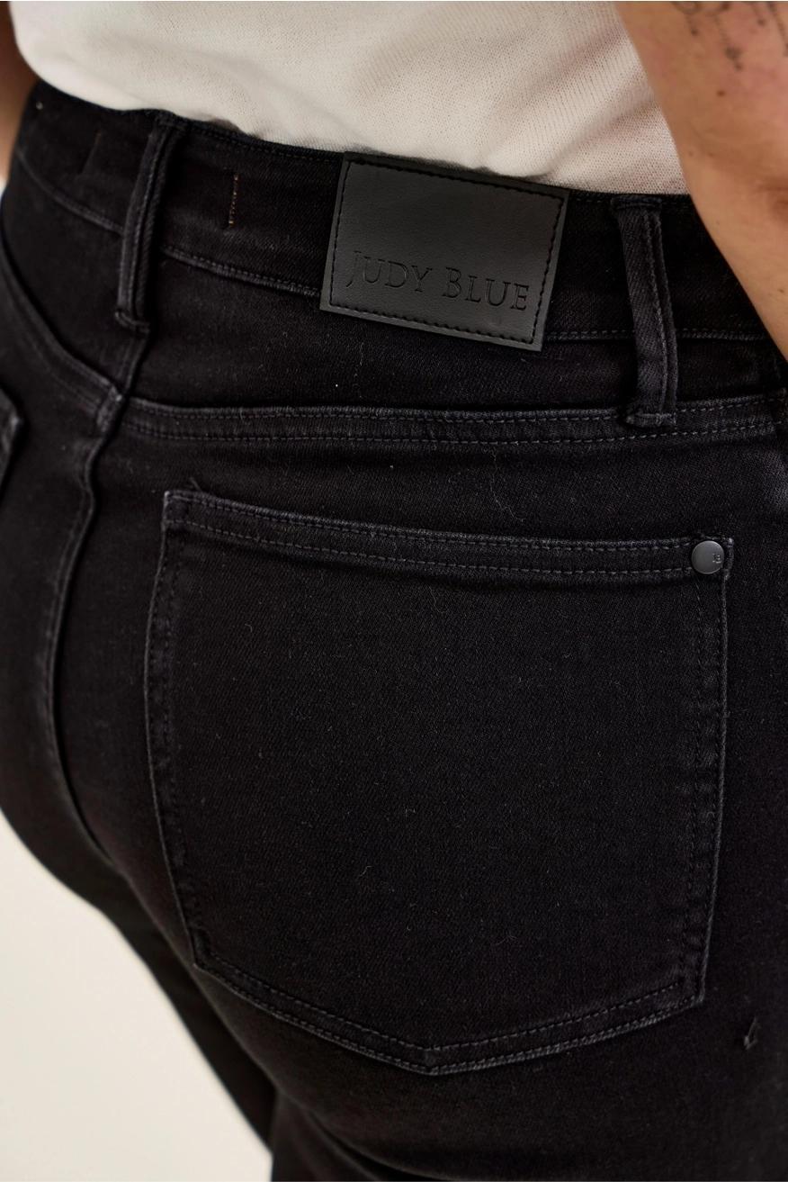 Judy Blue HW Black Petite T.C. Bootcut Jean