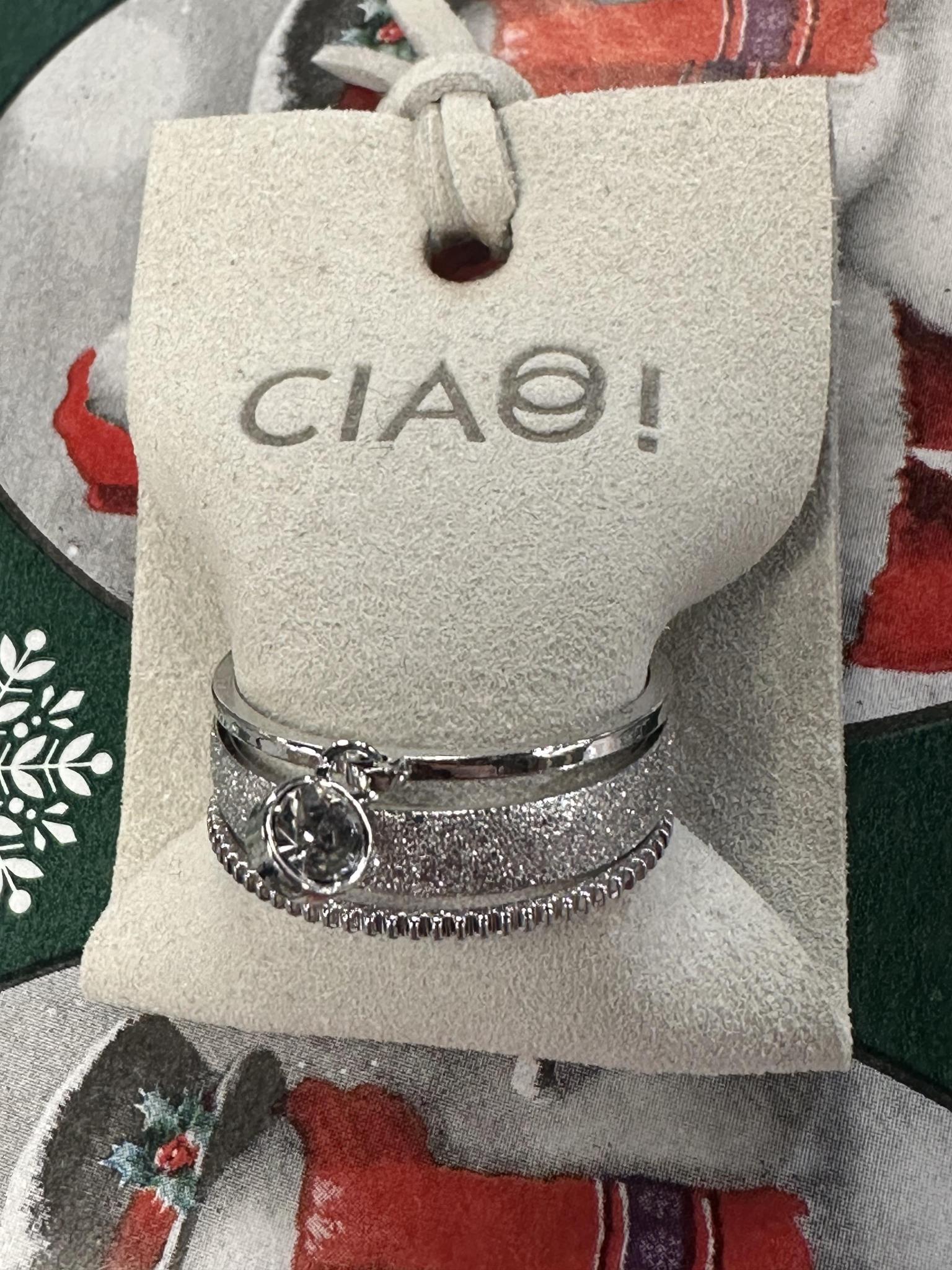 Viola Ring Stack