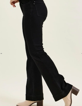 Judy Blue HW T.C. Daisy Bookcut BK Jeans