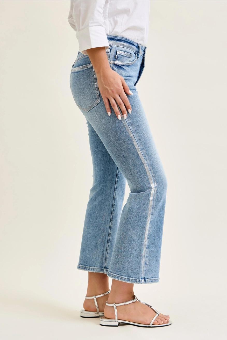 Judy Blue MR Kick Flare + Foiled Seams Jeans