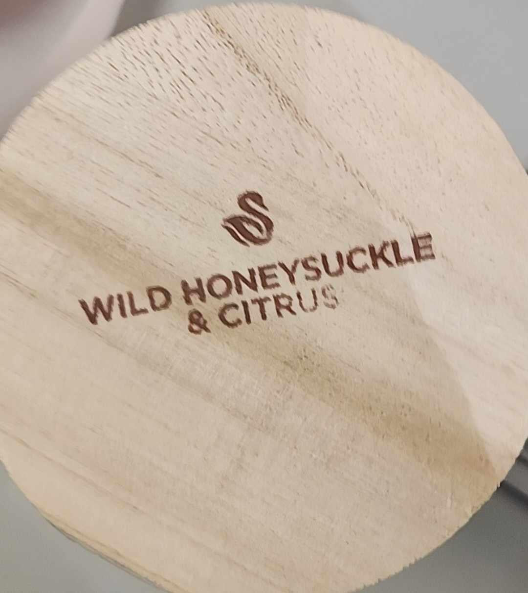 Swan Creek WILD HONEYSUCKLE & CITRUS Timeless Jar Candle