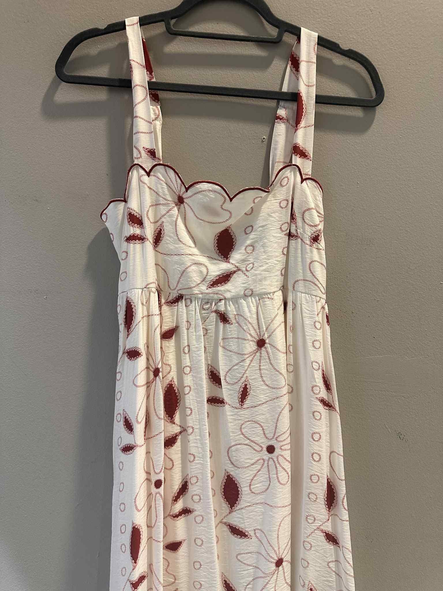 Floral Embroidery Scallop Midi Dress