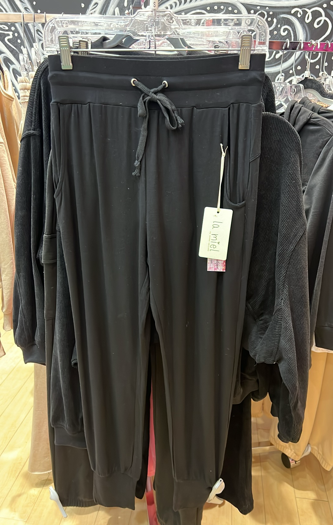 Ellie Black Sweatpants