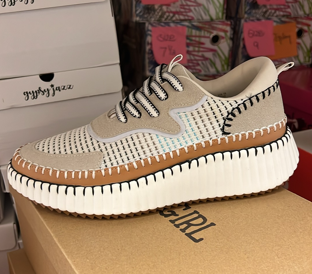 Coachel Beige Shoes