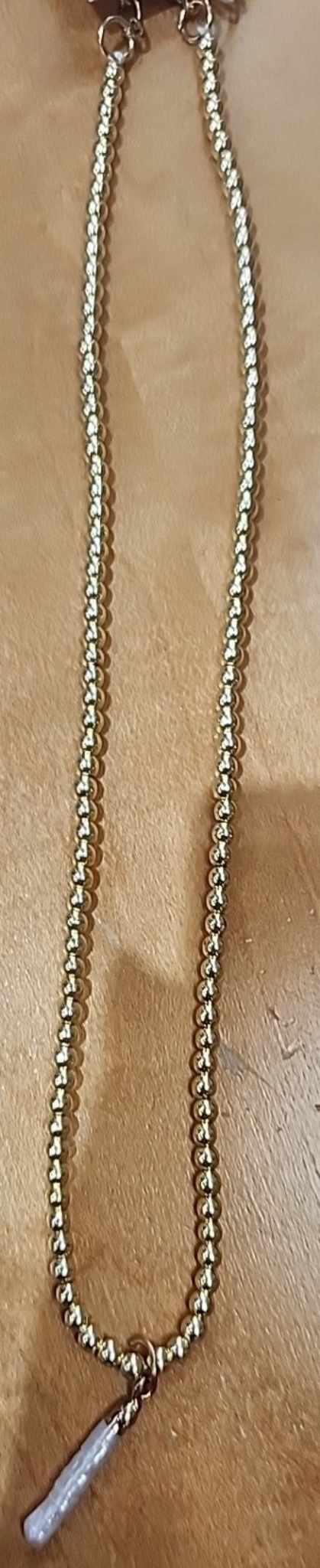 Straight Pearl Gold Necklace