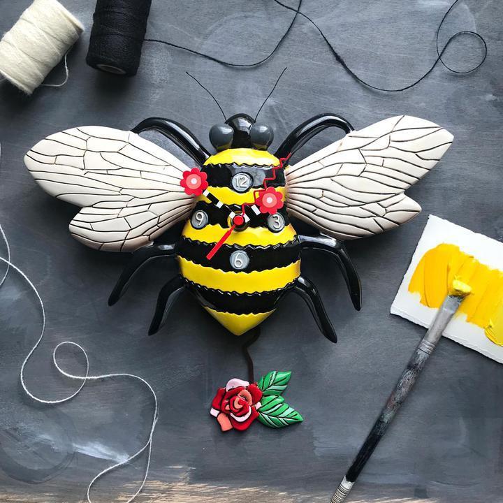 Buzz Bee Clock