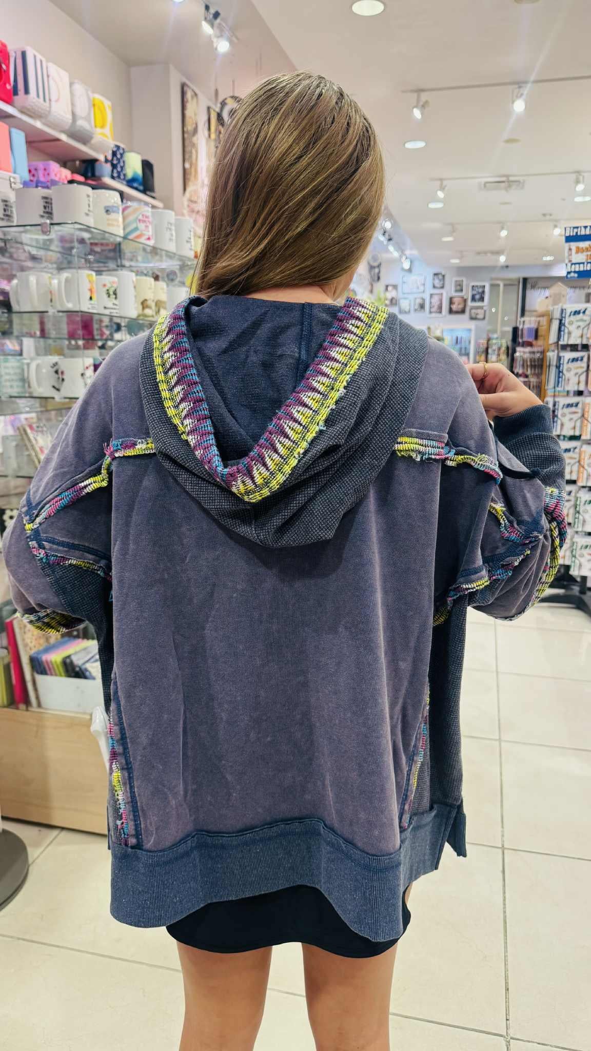 Daisy Front Patch Blueberry Sweatshirt