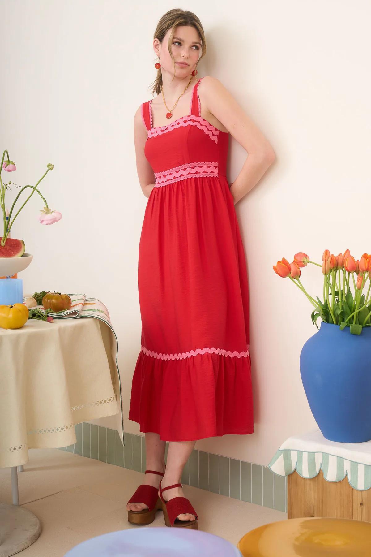 RED SQUARE NECK WAVE SCALLOP TRIM DRESS