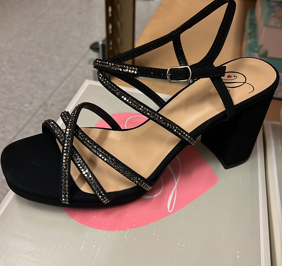 Envoy Black Heels