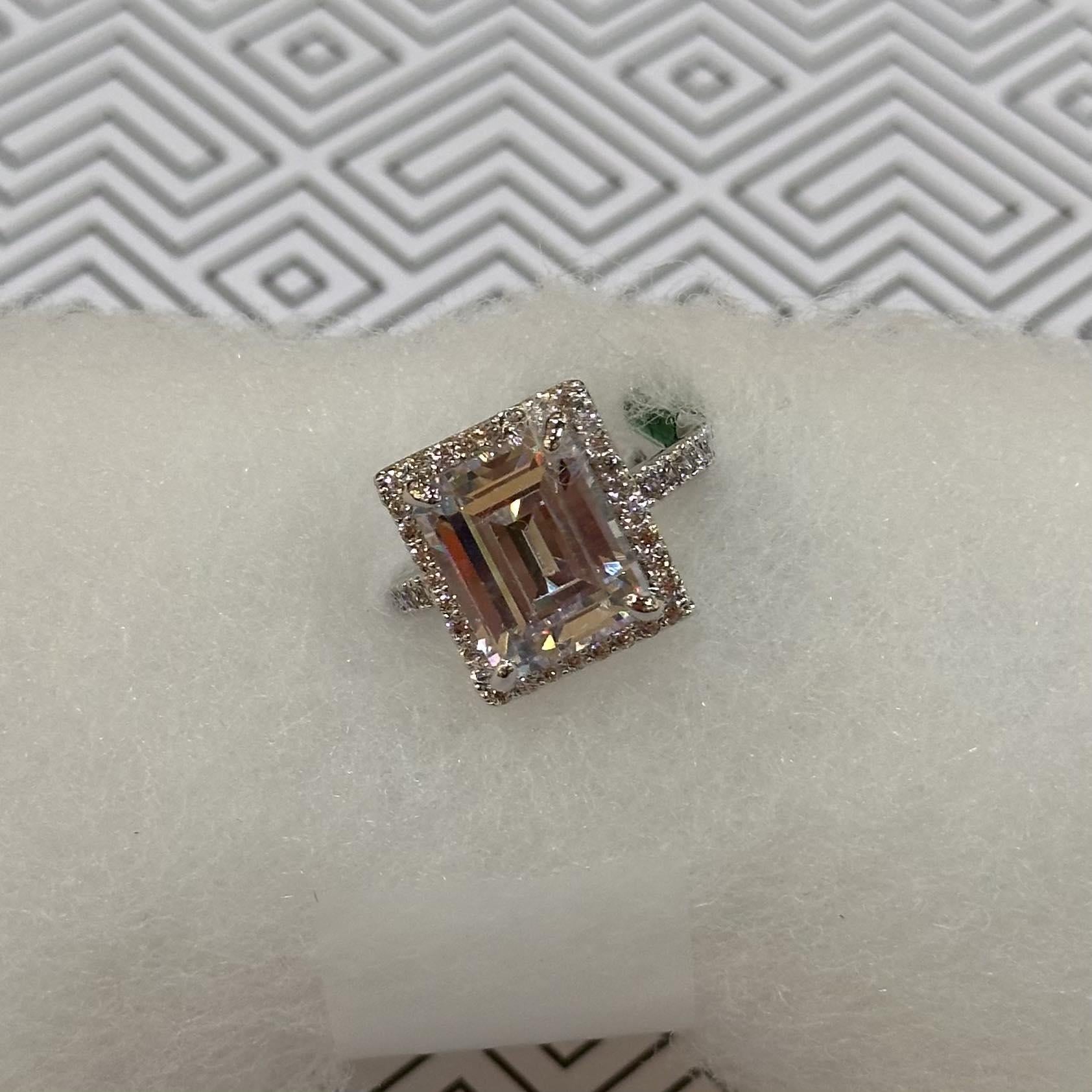 Style 985 Zirconia Ring