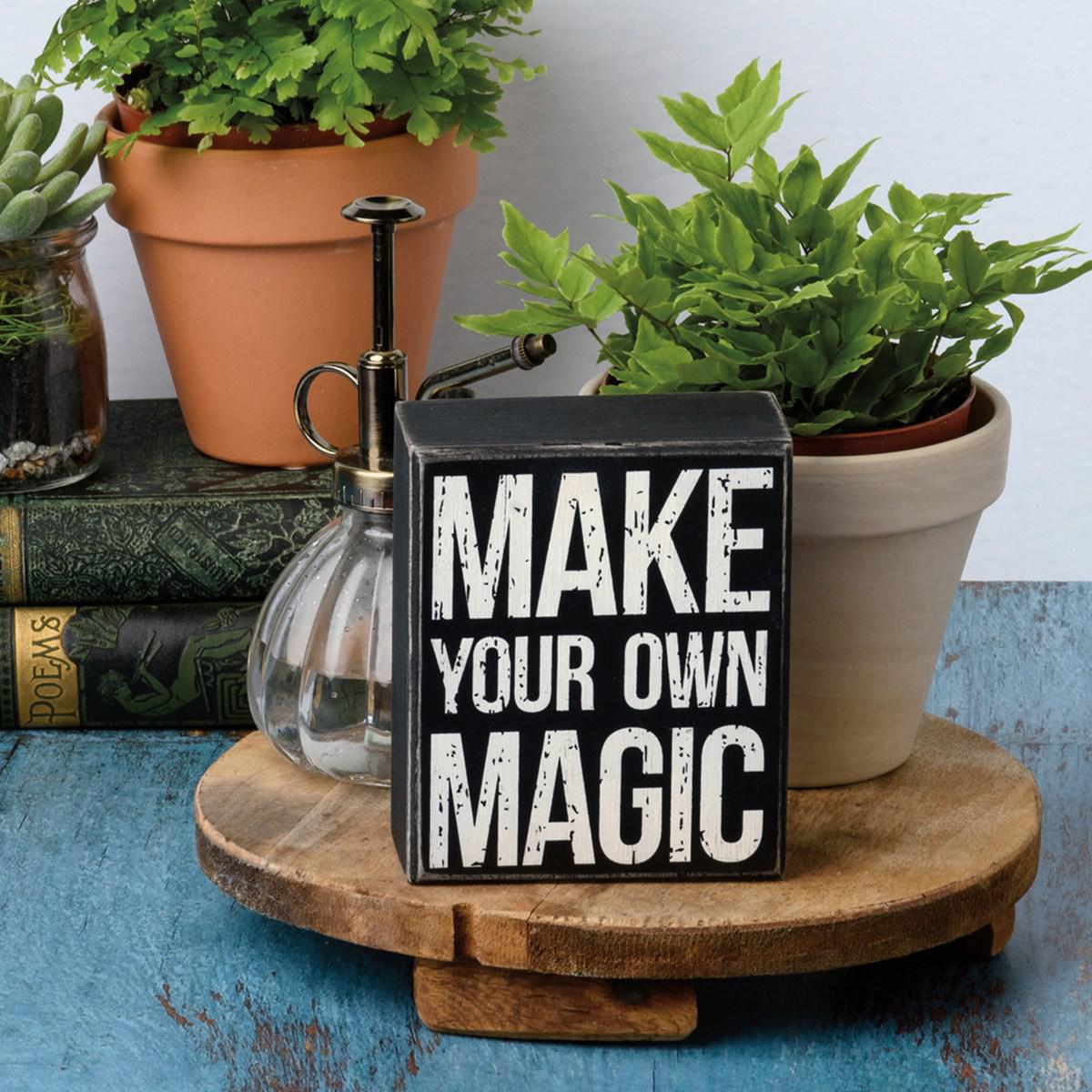 Make Your Own Magic Box Sign