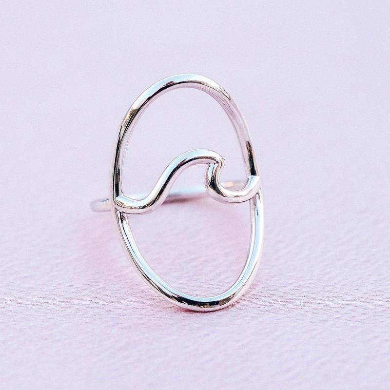 Statement Wave Ring