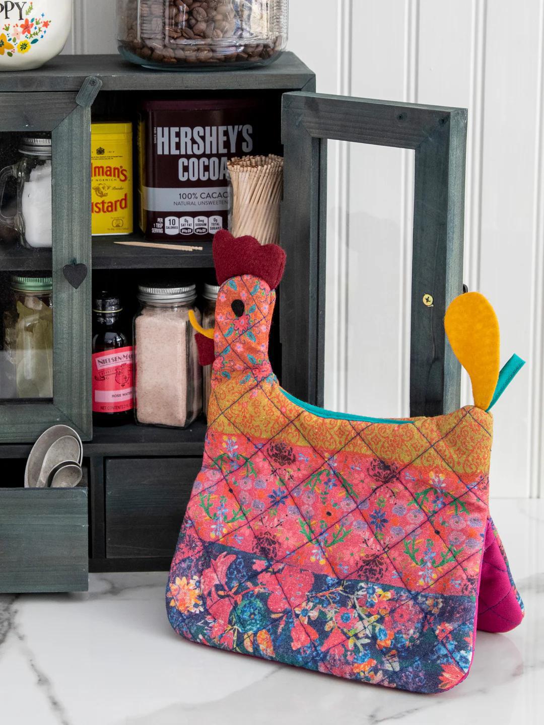 Chicken Bake Happy Oven Mitt
