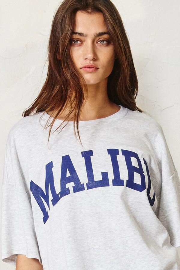 MALIBU Graphic T-shirt