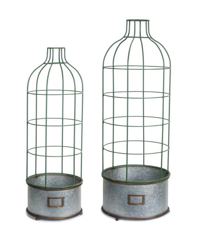 Pot W/ Trellis