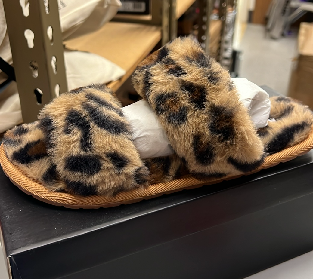 Leopard Fuzzy Slippers