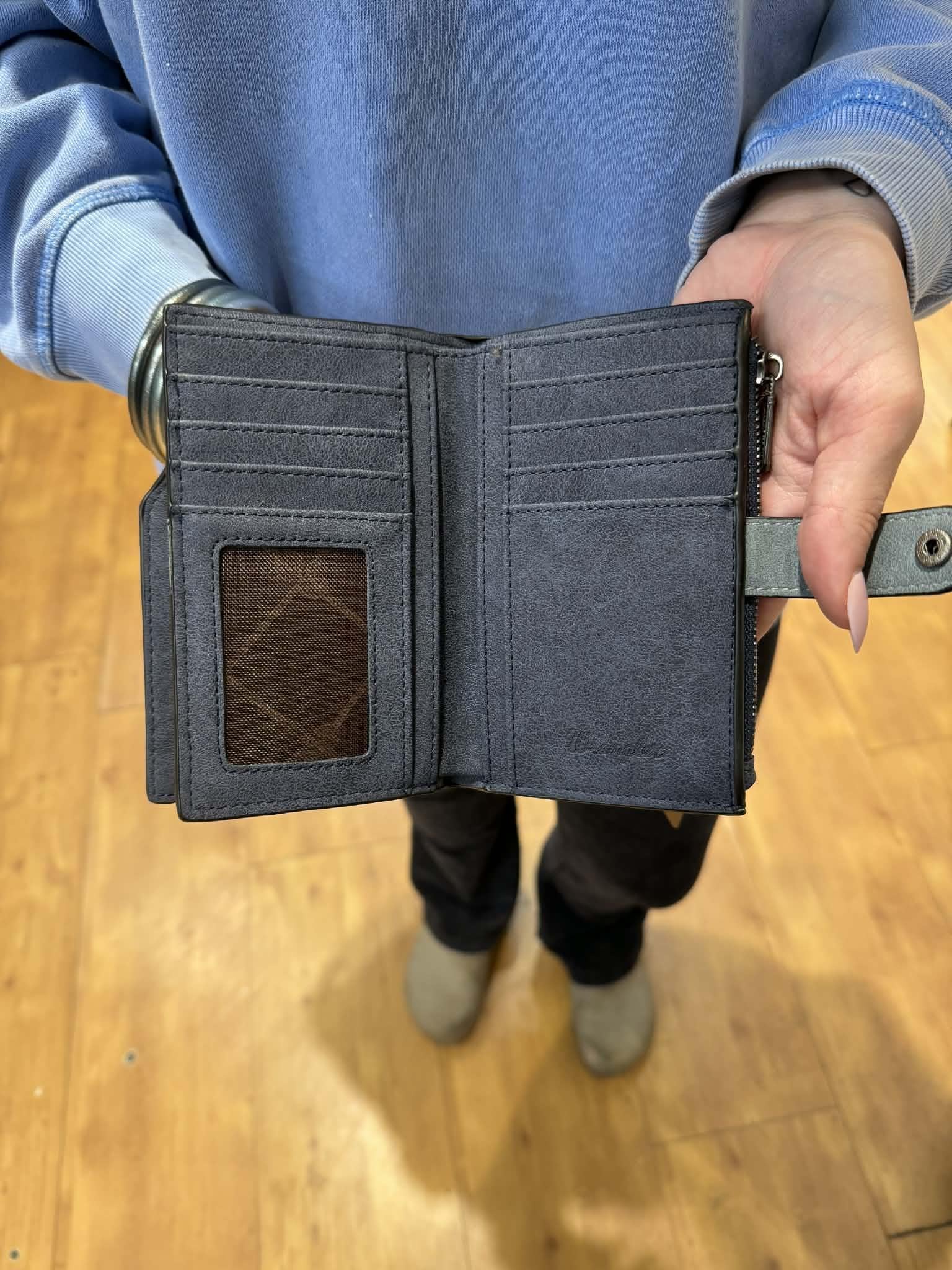 Wrangler Card Holder Bi-Fold Wallet