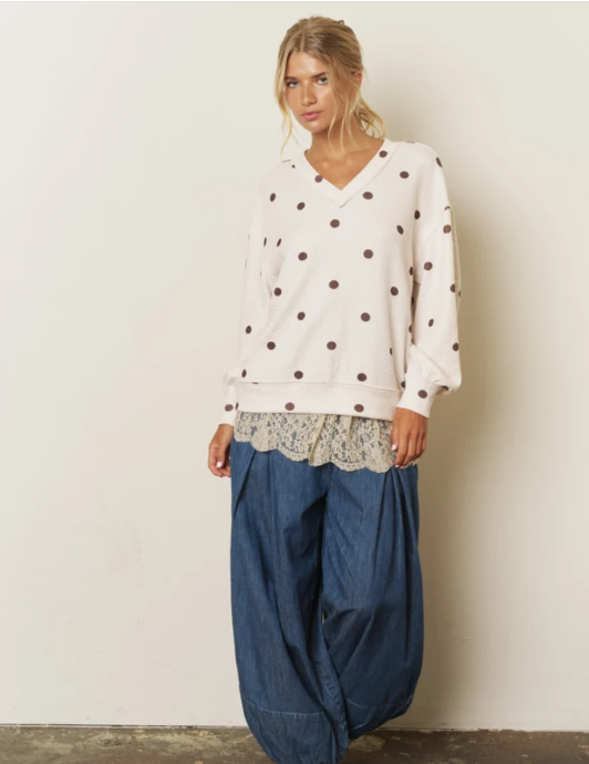 CREAM - POLKA DOT LONG SLEEVE TEXTURED KNIT TOP