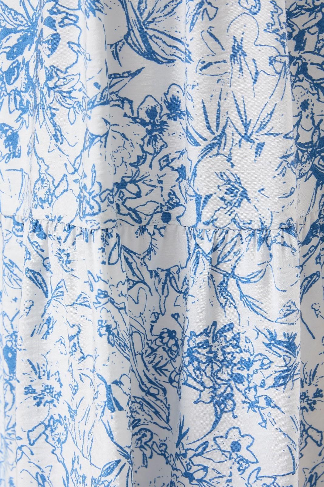 V-Neck Bubble Cut Out Back Floral Print Dress