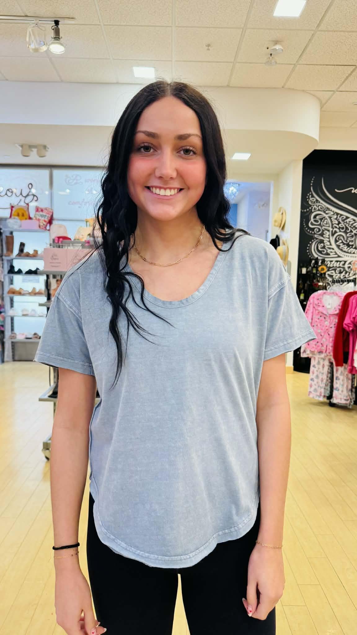WASHED SCOOP NECK RAW EDGE SHORT SLEEVE KNIT TOP