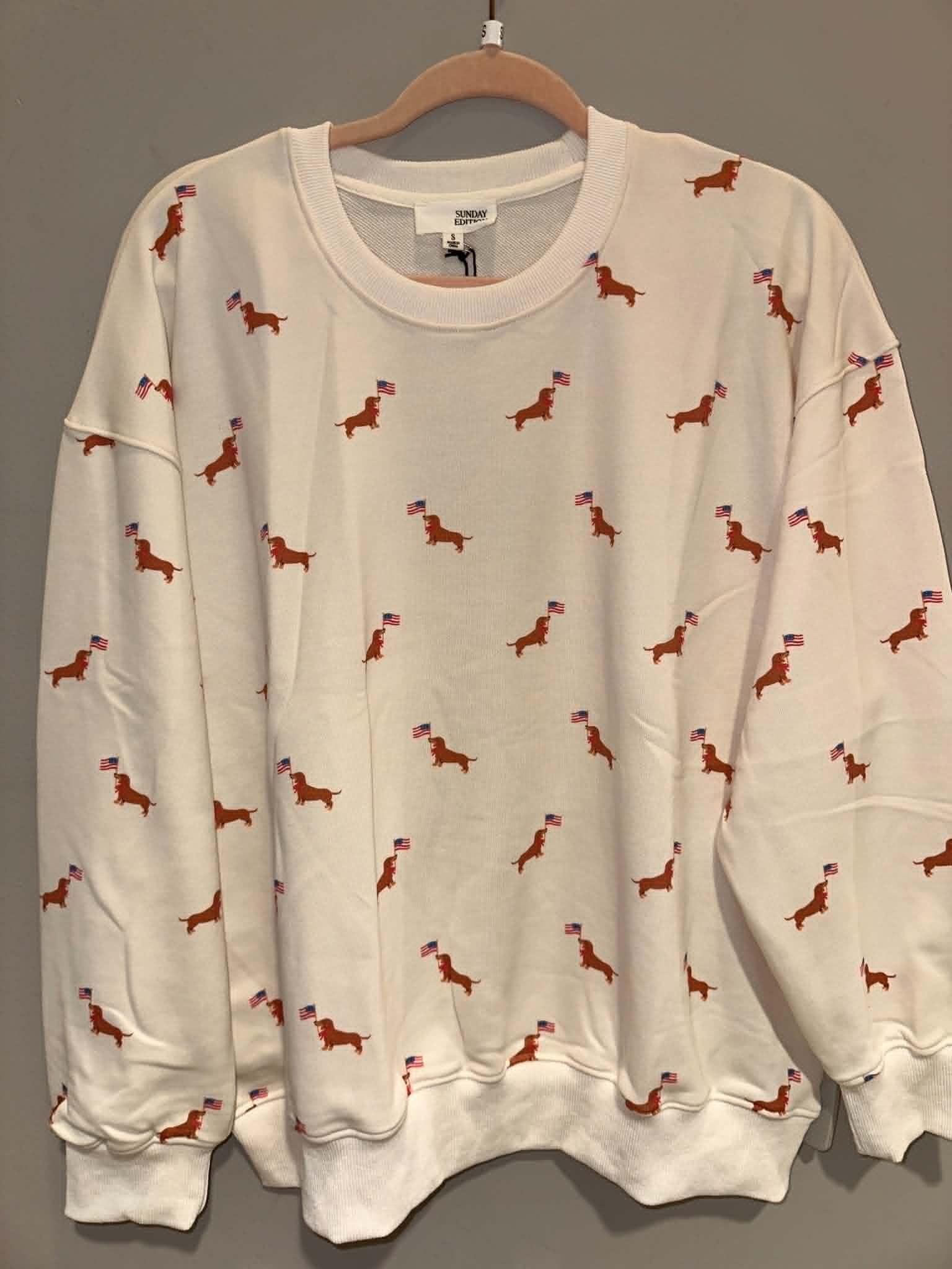 Round Neck USA Dog Graphic Sweatshirt