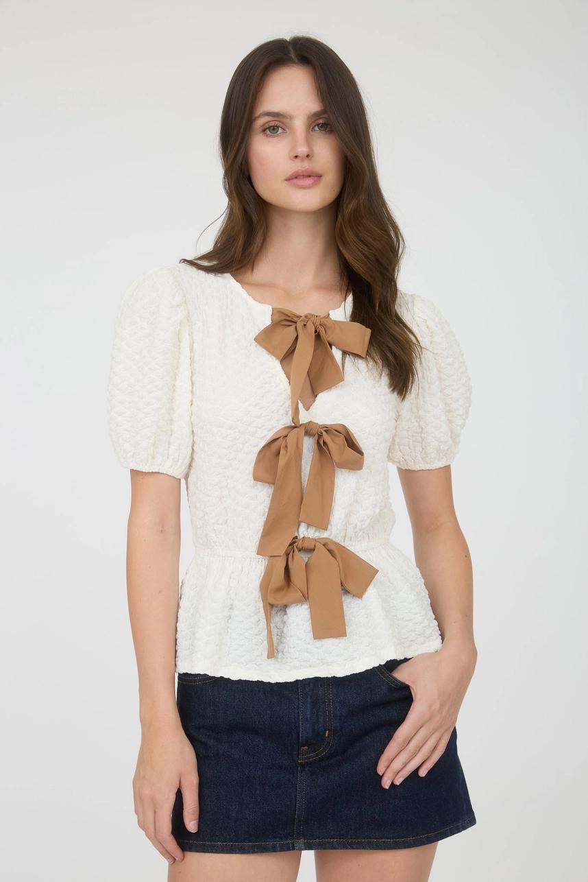 Ivory Front Bow Puffer Knit Top