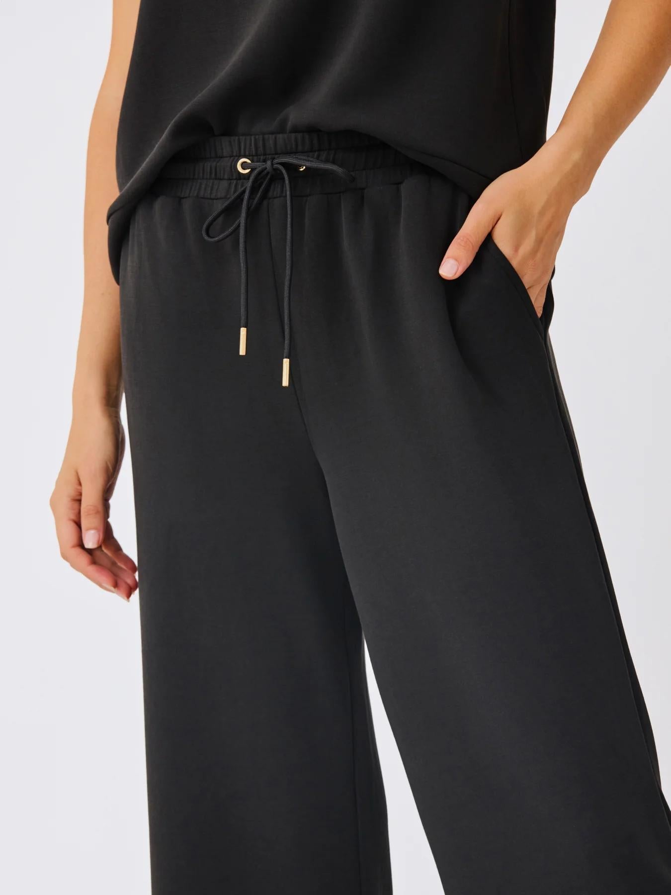 Sabrina Cropped Pants | Black