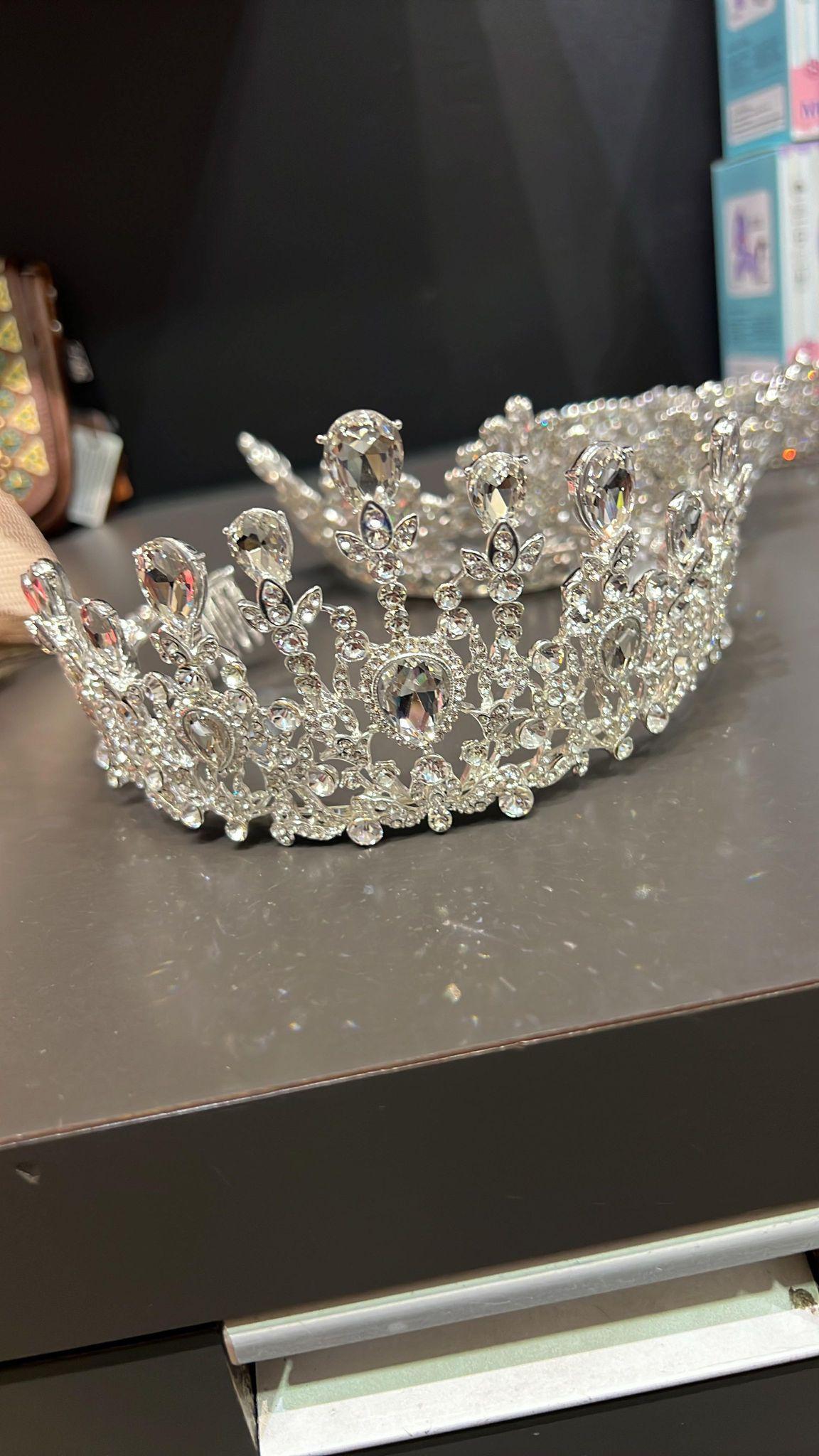 Stand Tall Queen Tiara