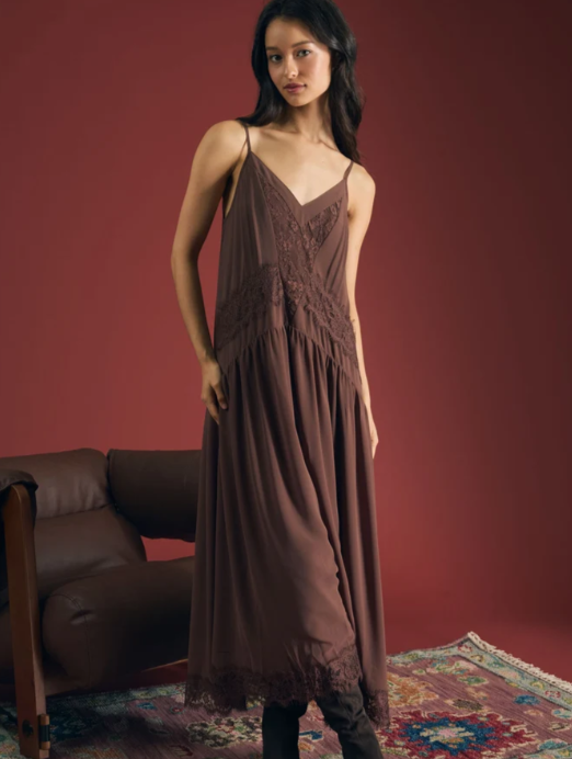 LACE TRIM DROP WAIST SPAGHETTI STRAP MIDI DRESS