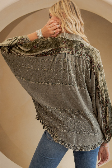 Gravel Bohemian Stonewashed Rayon Bat Sleeves Top
